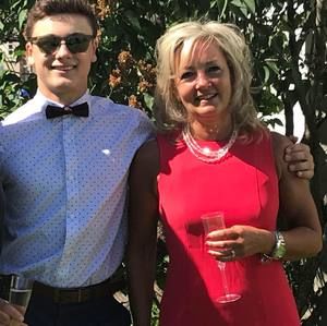 Meet your Posher, Kim